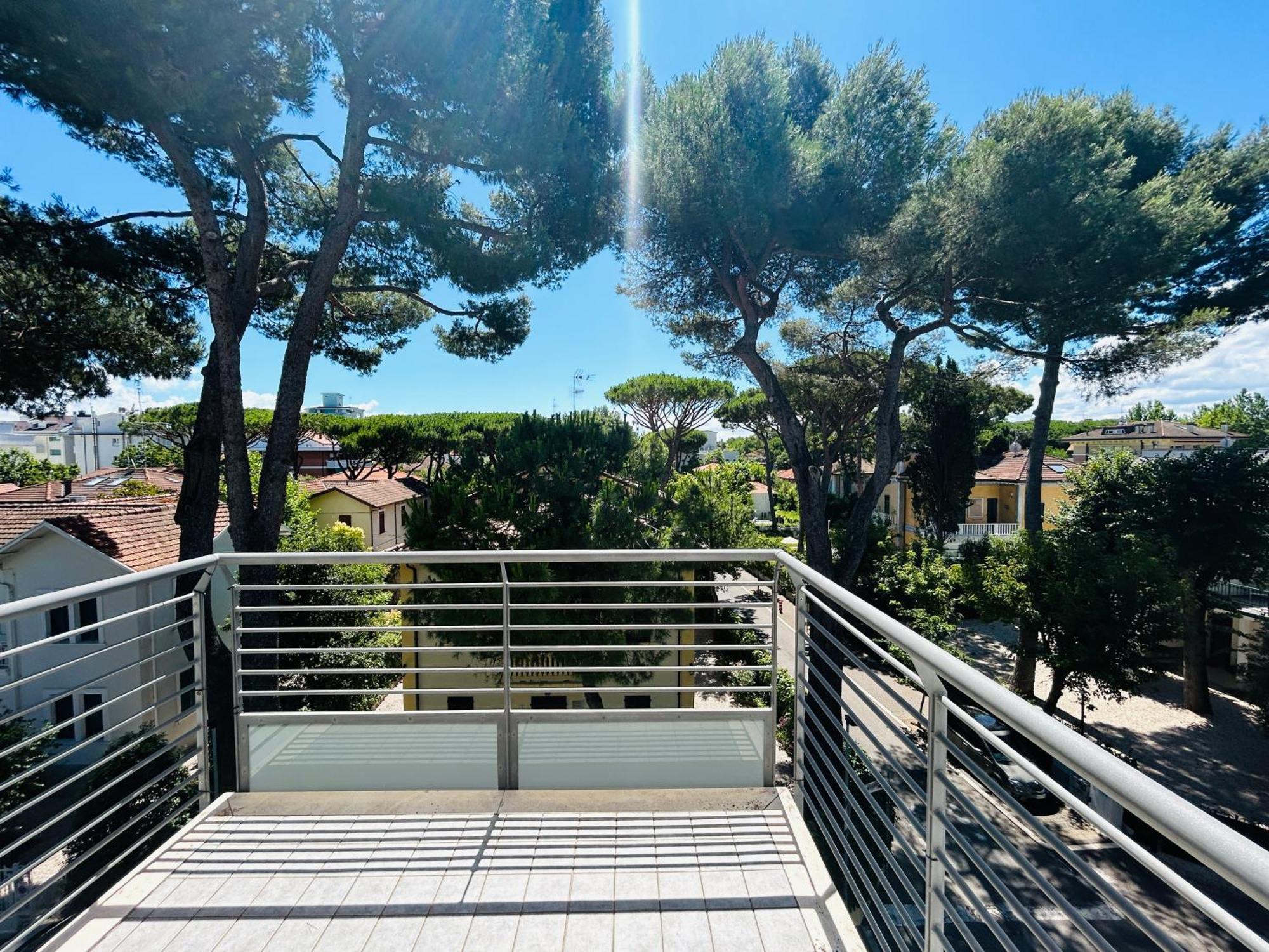 Damiano Chiesa Flexrent - Abissinia Apartment Ричоне Екстериор снимка